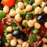 Middle Eastern Chickpea Salad (Balela Salad)